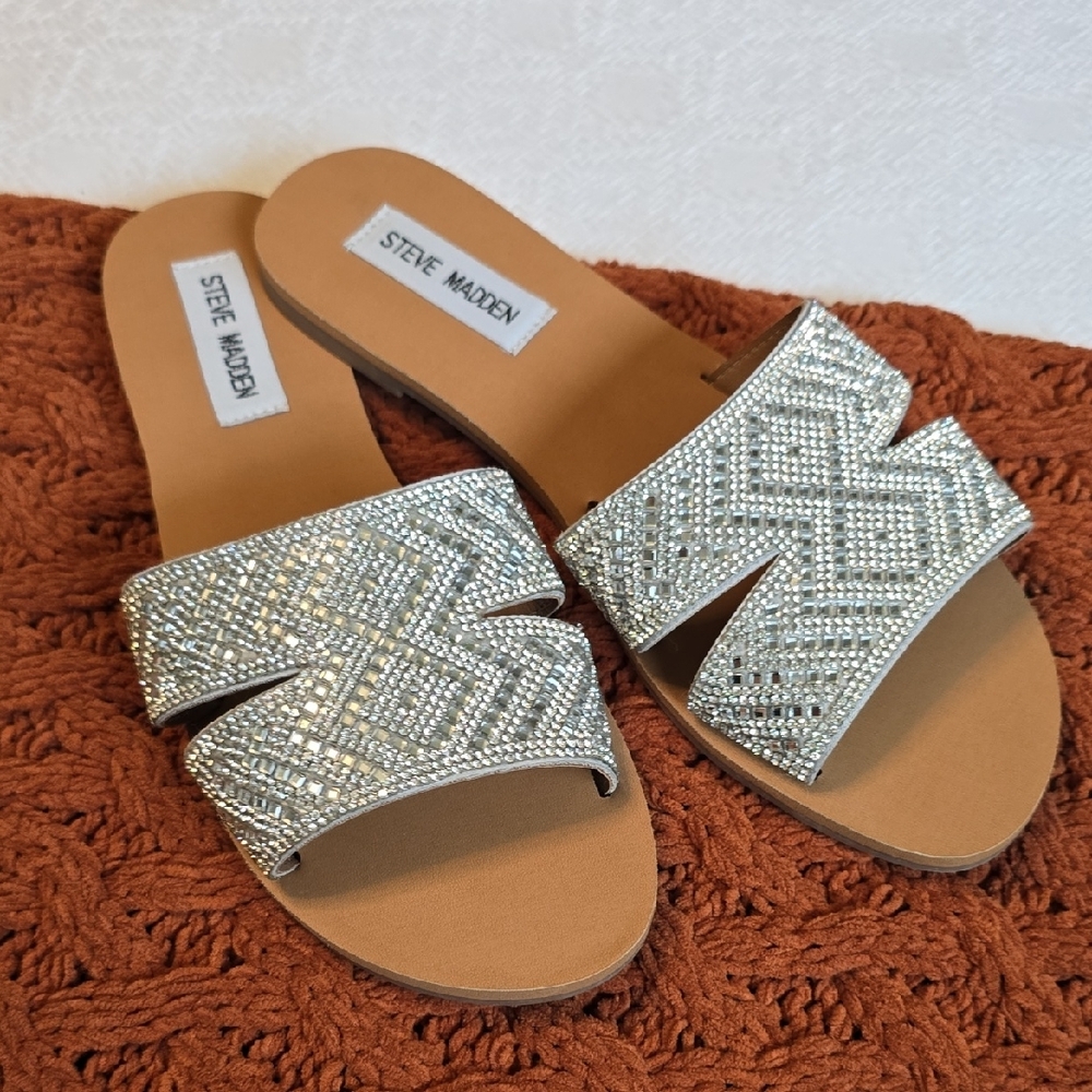 Steve Madden Silver Tan Sandals Slide Style